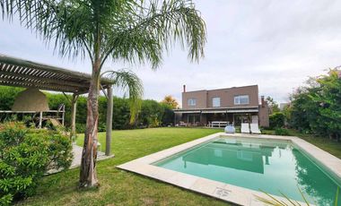 Alquiler anual casa amoblada Sta Teresa Villanueva