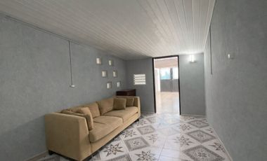 VENTA PH INDEPENDIENTE 3 AMB. C/COCHERA SARANDI