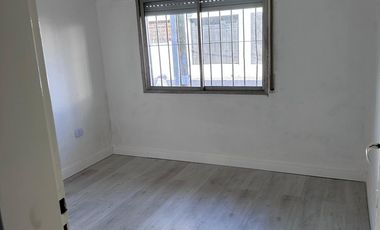 ALQUILER PH 2 AMB EN SARANDI AVELLANEDA