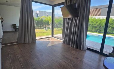 BARRIO EL CANAL UNA PLANTA C/AMARRA