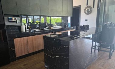 BARRIO EL CANAL UNA PLANTA C/AMARRA