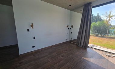 BARRIO EL CANAL UNA PLANTA C/AMARRA