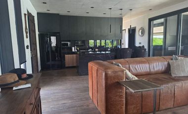 BARRIO EL CANAL UNA PLANTA C/AMARRA