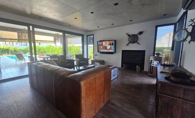 BARRIO EL CANAL UNA PLANTA C/AMARRA