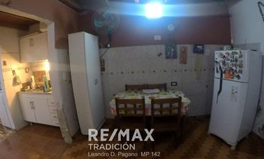 CASA EN VENTA Y HAB CON BAÑO PRIVADO  BARRANQUERAS