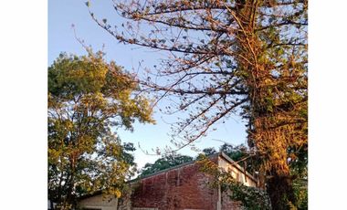 CHALET EX UCAL EN VENTA SOBRE AV. 9 DE JULIO 5 AMB