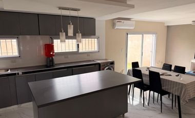 CASA EN VENTA GLEW 2 AMBIENTES