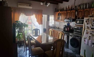 Venta Depto. 2 Amb con Coch y Altillo-Avellaneda