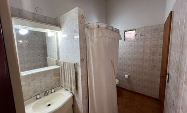 CASA QUINTA QUINCHO BARRIO MONTECARLO, DEL VISO