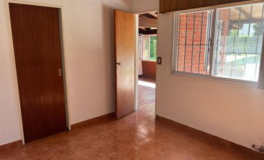 CASA QUINTA QUINCHO BARRIO MONTECARLO, DEL VISO