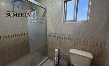 Casa en Renta Amueblada de 4 Recámaras con Vista al Campo de Golf