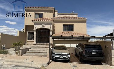 Casa en Renta Amueblada de 4 Recámaras con Vista al Campo de Golf