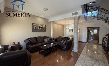 Casa en Renta Amueblada de 4 Recámaras con Vista al Campo de Golf