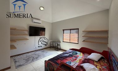 Casa en Renta Amueblada de 4 Recámaras con Vista al Campo de Golf