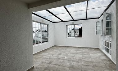 JUNTO A LOS ENCINOS CASA EN CONDOMINIO EN RENTA