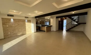 Casa en venta en Altozano la Nueva Laguna