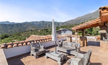 Casa en Venta en condominio la aurora con vista a todo el valle