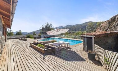 Casa en Venta en condominio la aurora con vista a todo el valle