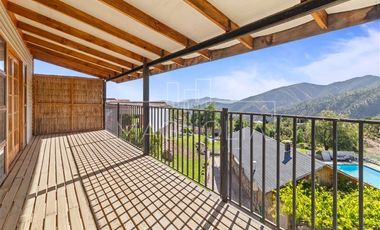 Casa en Venta en condominio la aurora con vista a todo el valle