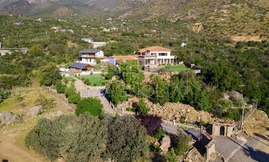 Casa en Venta en condominio la aurora con vista a todo el valle