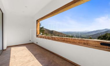 Casa en Venta en condominio la aurora con vista a todo el valle