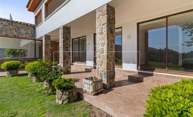 Casa en Venta en condominio la aurora con vista a todo el valle