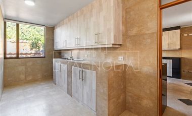 Casa en Venta en condominio la aurora con vista a todo el valle