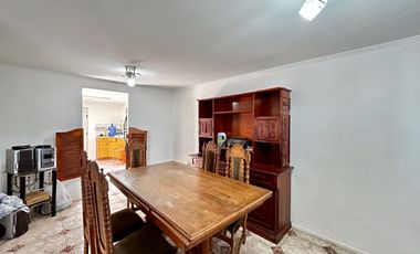 AMPLIA CASA EN SAN BERNARDO LADO AUTOPISTA