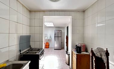 AMPLIA CASA EN SAN BERNARDO LADO AUTOPISTA