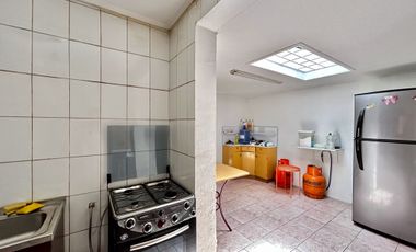 AMPLIA CASA EN SAN BERNARDO LADO AUTOPISTA