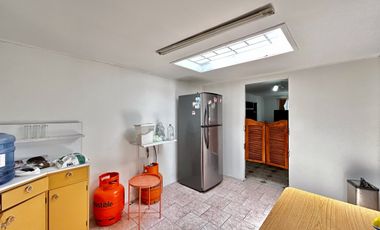 AMPLIA CASA EN SAN BERNARDO LADO AUTOPISTA