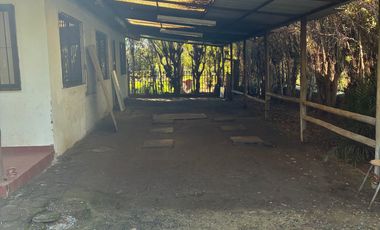 HERMOSA PARCELA EN VENTA CON DOS CASAS , QUINCHO Y PISCINA