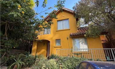 Hermosa casa en venta en Viña Alto