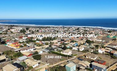 GRAN TERRENO CON ESPECTACULAR VISTA Y A PASOS DEL MAR