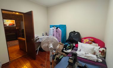 CASA EN VENTA DE 5 DORMITORIOS EN QUINTA NORMAL