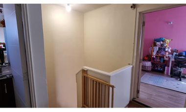 ¡Encantadora casa en venta en Buin con piscina!