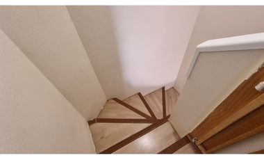 ¡Encantadora casa en venta en Buin con piscina!
