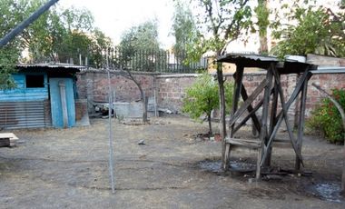 VENDO PROPIEDAD AMPLIO TERRENO