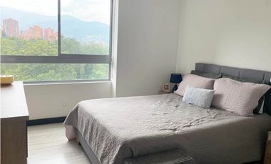 Venta apartamento Medellín poblado piso alto campestre completa