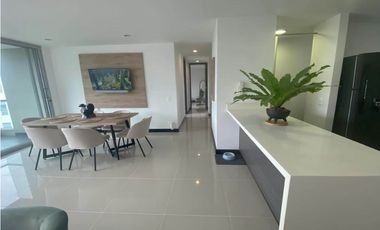 Venta apartamento Medellín poblado piso alto campestre completa