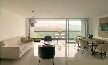 Venta apartamento Medellín poblado piso alto campestre completa