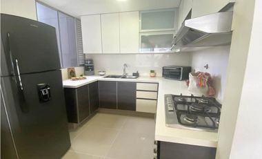 Venta apartamento Medellín poblado piso alto campestre completa