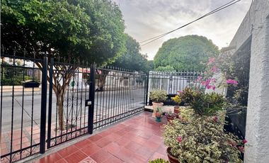 SE VENDE CASA FAMILIAR EN EL BARRIO JARDIN, SANTA MARTA