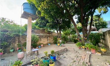 SE VENDE CASA FAMILIAR EN EL BARRIO JARDIN, SANTA MARTA