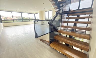 CASA CAMPRESTE EN ARRIENDO – UNIDAD SEMICERARDA