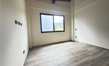 CASA CAMPRESTE EN ARRIENDO – UNIDAD SEMICERARDA