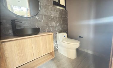 CASA CAMPRESTE EN ARRIENDO – UNIDAD SEMICERARDA