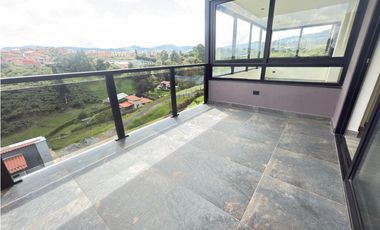 CASA CAMPRESTE EN ARRIENDO – UNIDAD SEMICERARDA