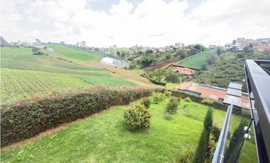 CASA CAMPRESTE EN ARRIENDO – UNIDAD SEMICERARDA