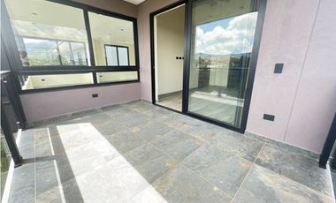 CASA CAMPRESTE EN ARRIENDO – UNIDAD SEMICERARDA